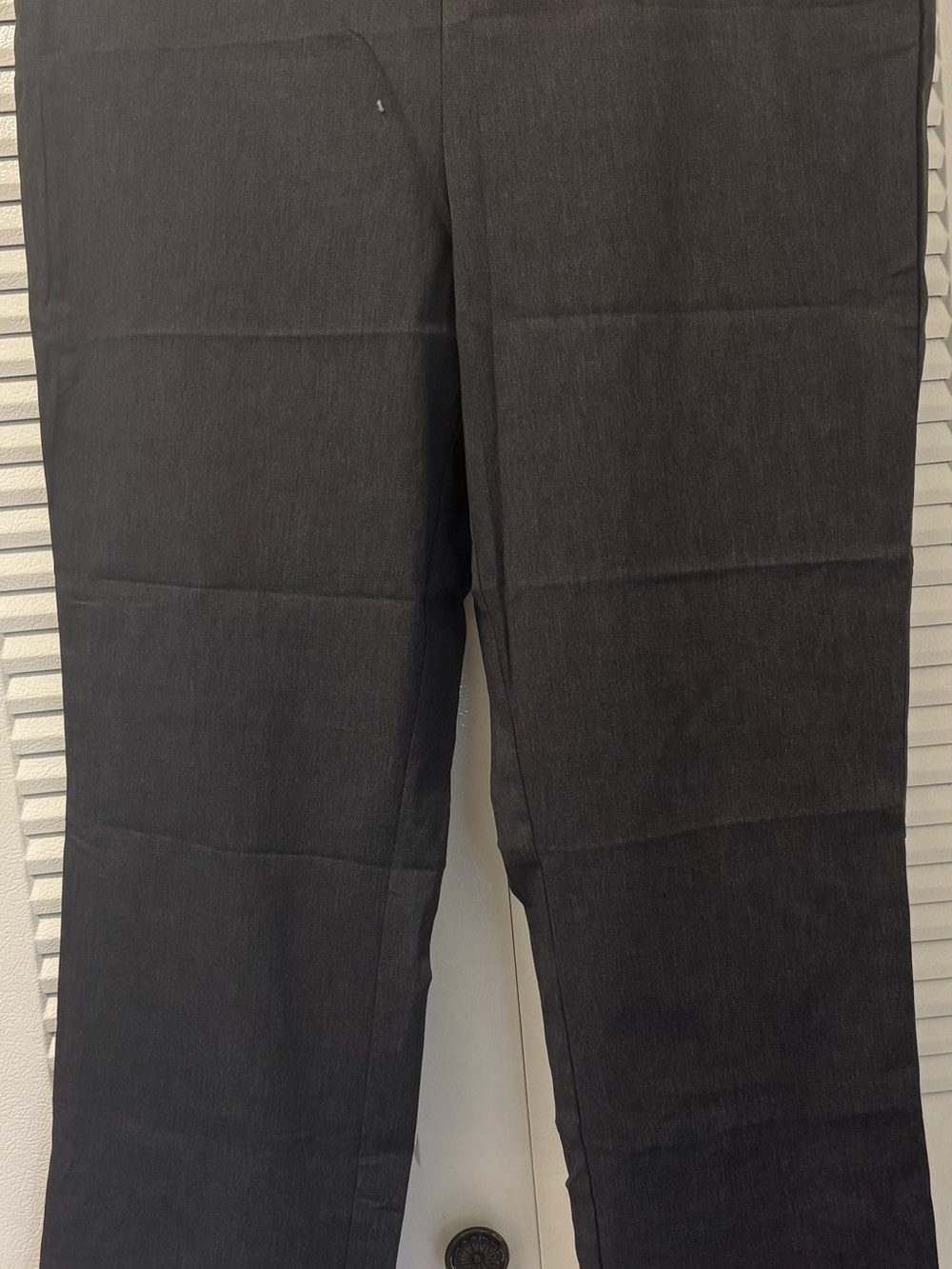Liz Claiborne Black women’s Chinos
